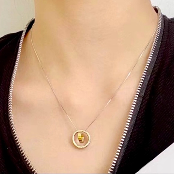 ❣️$25/3❣️ Double Circle Pendant Skinny Necklace - Picture 3 of 11
